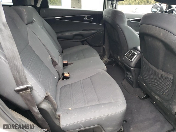 2019 Kia Sorento LX V6 with VIN 5XYPGDA56KG492803, listed as a Copart auction lot 44218295 with 0 mi miles and Salvage Title. Bid and sale history available at carsss.com. Image 11.