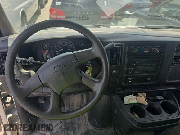 2005 Chevrolet Express Passenger with VIN 1GAHG39U151149680, listed as a IAAI auction lot 42633644 with 165,707 mi miles and . Bid and sale history available at DreamBid. Image 17.