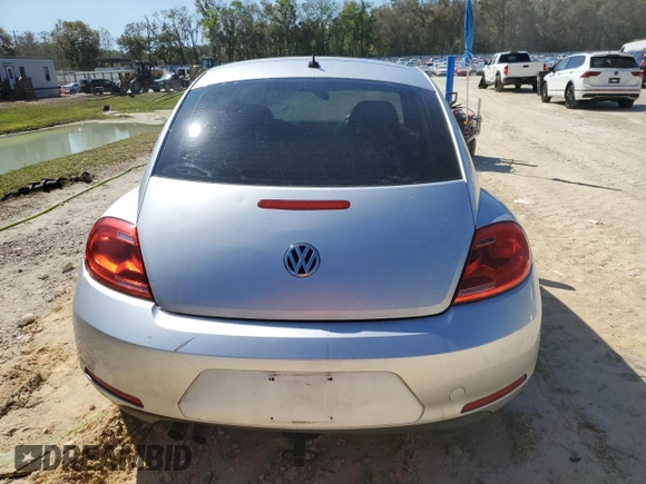 2013 Volkswagen Beetle Entry с VIN 3VWFP7AT9DM653613, выставлен на аукционе Copart как лот 48591595 с пробегом 121 307 миль миль и Списание • Salvage title. История ставок и продаж доступна на DreamBid. Изображение 6.