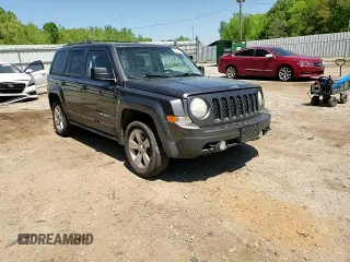 2014 Jeep Patriot Latitude z VIN 1C4NJRFB6ED817392, wystawiony jako Copart lot #52930055 z przebiegiem 126 813 mil mil oraz Szkoda całkowita • Salvage title. Historia ofert i sprzedaży dostępna na DreamBid. Obrazek 12.