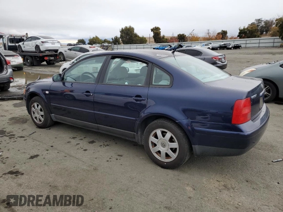 2001 Volkswagen Passat z VIN WVWAC63BX1P015545, wystawiony jako Copart lot #82040074 z przebiegiem 125 640 mil mil oraz Czysty tytuł • Clean title. Historia ofert i sprzedaży dostępna na DreamBid. Obrazek 2.