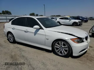 2008 BMW 3 Series 328i with VIN WBAVC53528FZ89278, listed as a Copart auction lot 64245555 with 158,265 mi miles and Salvage title. Bid and sale history available at DreamBid. Image 4.