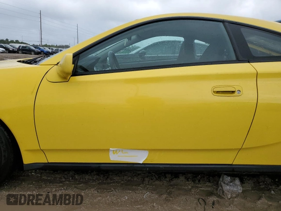 2003 Toyota Celica GT with VIN JTDDR32T630153289, listed as a Copart auction lot 70825324 with 146,277 mi miles and Non Repairable. Bid and sale history available at carsss.com. Image 12.