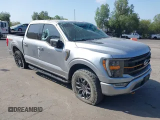 2021 Ford F-150 XL z VIN 1FTEW1E82MFC89281, wystawiony jako IAAI lot #42569549 z przebiegiem 39 195 mil mil oraz . Historia ofert i sprzedaży dostępna na DreamBid. Obrazek 1.