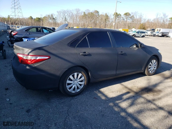 2015 Toyota Camry Hybrid LE with VIN 4T1BD1FK1FU153298, listed as a Copart auction lot 49850235 with 85,261 mi miles and Clean Title. Bid and sale history available at carsss.com. Image 3.