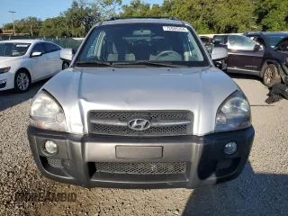 2007 Hyundai Tucson SE with VIN KM8JN12D67U637520, listed as a Copart auction lot 72886354 with 111,736 mi miles and Salvage Title. Bid and sale history available at carsss.com. Image 5.