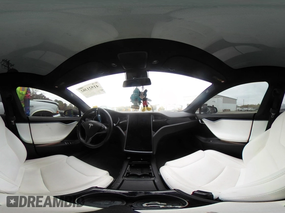 2018 Tesla Model S 75D with VIN 5YJSA1E24JF259874, listed as a IAAI auction lot 41921382 with 82,182 mi miles and . Bid and sale history available at DreamBid. Image 20.