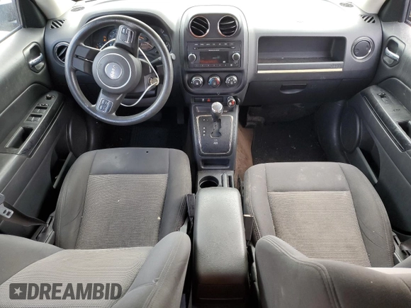 2015 Jeep Patriot Altitude Edition with VIN 1C4NJPBA2FD350653, listed as a Copart auction lot 80280164 with 104,310 mi miles and Salvage Title. Bid and sale history available at carsss.com. Image 8.