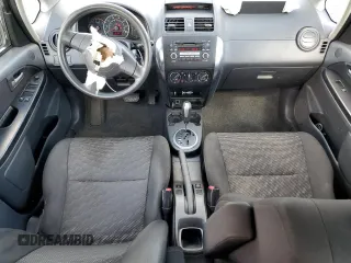 2009 Suzuki SX4 Man AWD with VIN JS2YB413496204782, listed as a Copart auction lot 72465064 with 157,971 mi miles and Clean Title. Bid and sale history available at carsss.com. Image 8.