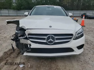 2019 Mercedes-Benz C 300 with VIN 55SWF8DB4KU294587, listed as a Copart auction lot 50588995 with 72,578 mi miles and Salvage title. Bid and sale history available at DreamBid. Image 5.