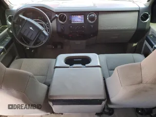 2008 Ford F-250 XL with VIN 1FTSW21R18EB49340, listed as a Copart auction lot 62421085 with 144,296 mi miles and Salvage title. Bid and sale history available at DreamBid. Image 8.