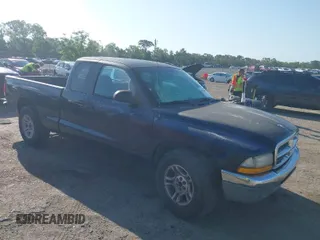 2001 Dodge Dakota Sport with VIN 1B7GL22N51S154848, listed as a IAAI auction lot 41941697 with 195,002 mi miles. Bid and sale history available at carsss.com. Image 1.