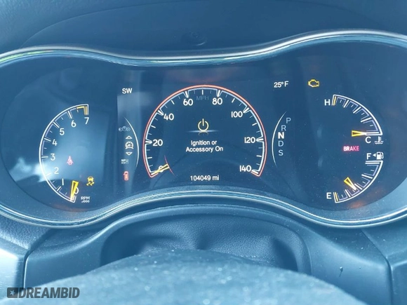 2015 Jeep Grand Cherokee Altitude with VIN 1C4RJFAG6FC796571, listed as a IAAI auction lot 41258471 with 104,049 mi miles. Bid and sale history available at carsss.com. Image 7.