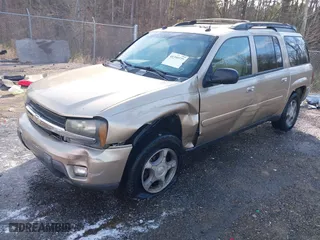 2005 Chevrolet TrailBlazer LS with VIN 1GNES16S356113516, listed as a IAAI auction lot 41395577 with 267,799 mi miles. Bid and sale history available at carsss.com. Image 17.