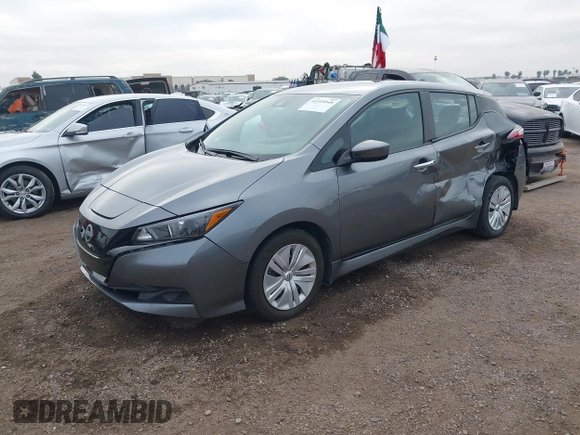 2023 Nissan LEAF S z VIN 1N4AZ1BV3PC556584, wystawiony jako IAAI lot #41515949 z przebiegiem 27 338 mil mil oraz . Historia ofert i sprzedaży dostępna na DreamBid. Obrazek 19.