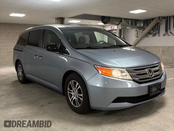 2011 Honda Odyssey EX-L with VIN 5FNRL5H64BB042793, listed as a Copart auction lot 56841615 with 149,454 mi miles and Clean Title. Bid and sale history available at DreamBid. Image 1.