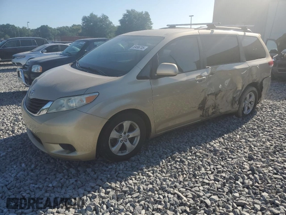 2011 Toyota Sienna LE AAS with VIN 5TDKK3DC3BS116110, listed as a Copart auction lot 53496705 with 135,087 mi miles and Salvage Title. Bid and sale history available at carsss.com. Image 1.