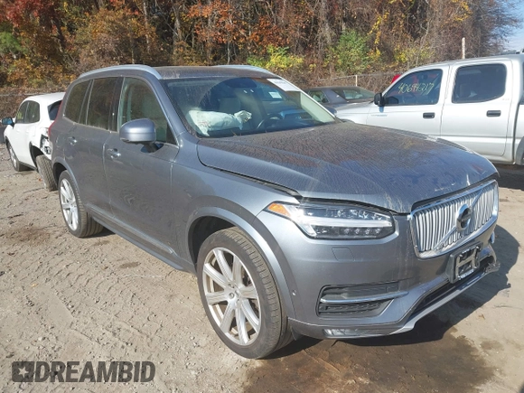 2017 Volvo XC90 Inscription with VIN YV4A22PL3H1179969, listed as a IAAI auction lot 40649647 with 122,400 mi miles. Bid and sale history available at carsss.com. Image 1.