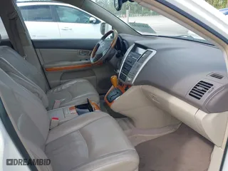 2004 Lexus RX 330 with VIN 2T2GA31U04C012378, listed as a IAAI auction lot 40818685 with 141,272 mi miles. Bid and sale history available at carsss.com. Image 5.