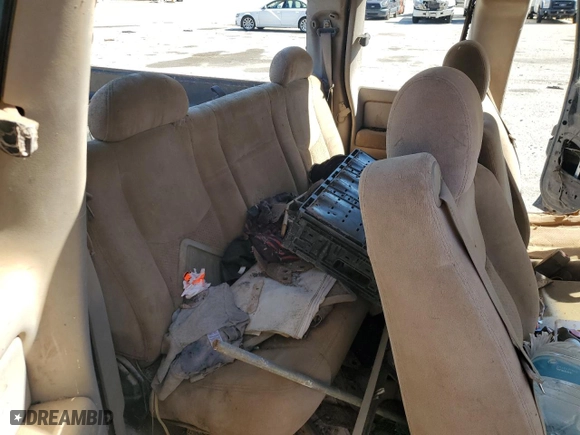 2003 Chevrolet Silverado 1500 LS with VIN 1GCEK19VX3E306523, listed as a Copart auction lot 46088075 with 0 mi miles and Clean Title. Bid and sale history available at carsss.com. Image 10.
