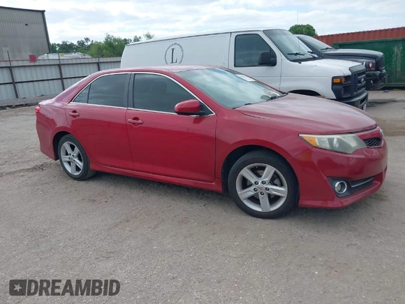 2014 Toyota Camry L with VIN 4T1BF1FK7EU800358, listed as a IAAI auction lot 42022943 with 1 mi miles. Bid and sale history available at carsss.com. Image 1.