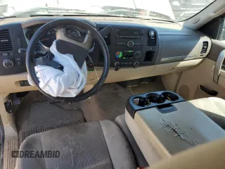 2013 Chevrolet Silverado 1500 LT with VIN 3GCPCSE06DG159939, listed as a Copart auction lot 49391875 with 90,670 mi miles and Salvage Title. Bid and sale history available at DreamBid. Image 8.