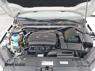 2014 Volkswagen Jetta Sedan SE w/Connectivity/Sunroof PZEV with VIN 3VWD17AJ6EM420961, listed as a IAAI auction lot 42107575 with 198,329 mi miles. Bid and sale history available at carsss.com. Image 10.