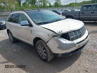 2008 Lincoln MKX z VIN 2LMDU88C98BJ11756, wystawiony jako IAAI lot #42184870 z przebiegiem 170 405 mil mil oraz . Historia ofert i sprzedaży dostępna na DreamBid. Obrazek 1.