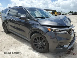 2024 Kia Carnival SX with VIN KNDNE5H37R6331882, listed as a Copart auction lot 70663554 with 21,260 mi miles and Salvage Title. Bid and sale history available at carsss.com. Image 4.