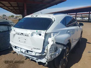 2018 Lexus NX 300 z VIN JTJYARBZ9J2114016, wystawiony jako IAAI lot #41600599 z przebiegiem 106 012 mil mil oraz . Historia ofert i sprzedaży dostępna na DreamBid. Obrazek 4.