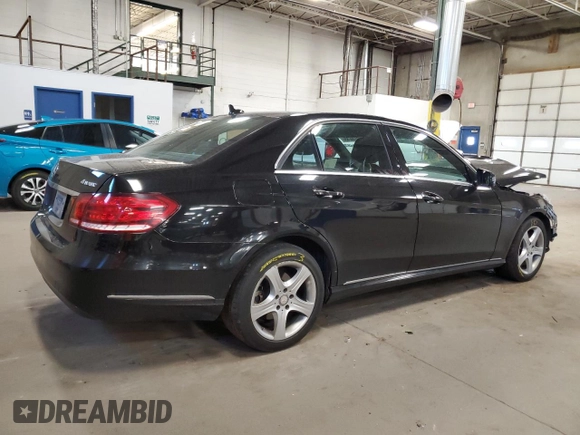 2014 Mercedes-Benz E 350 Luxury with VIN WDDHF8JB2EA983125, listed as a Copart auction lot 53196635 with 170,926 mi miles and Salvage Title. Bid and sale history available at DreamBid. Image 3.