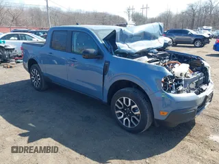 2024 Ford Maverick LARIAT with VIN 3FTTW8M30RRA15545, listed as a IAAI auction lot 41800589 with 12,071 mi miles. Bid and sale history available at carsss.com. Image 1.