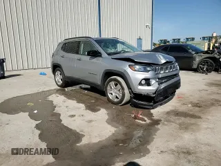 2022 Jeep Compass Latitude with VIN 3C4NJCBB0NT192422, listed as a Copart auction lot 50897005 with 13,342 mi miles and Salvage Title. Bid and sale history available at carsss.com. Image 11.