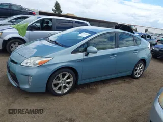 2014 Toyota Prius Four with VIN JTDKN3DU9E1808146, listed as a IAAI auction lot 42054435 with 86,915 mi miles. Bid and sale history available at carsss.com. Image 14.