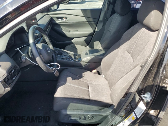 2024 Honda Accord Sport z VIN 1HGCY2F59RA059416, wystawiony jako Copart lot #57873285 z przebiegiem 13 617 mil mil oraz Szkoda całkowita • Salvage title. Historia ofert i sprzedaży dostępna na DreamBid. Obrazek 7.