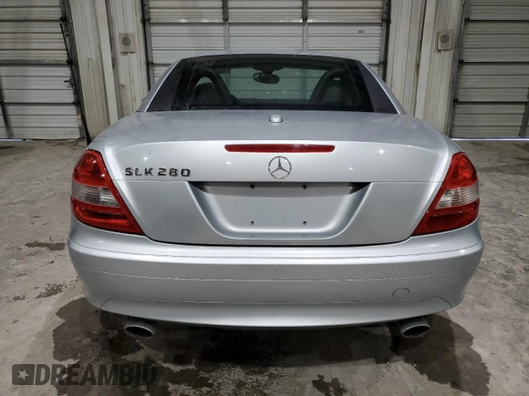 2007 Mercedes-Benz SLK-Class 3.0L with VIN WDBWK54F37F144843, listed as a Copart auction lot 42009335 with 168,985 mi miles and Clean Title. Bid and sale history available at carsss.com. Image 6.