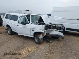 1996 Ford F-150 Special with VIN 1FTEF15N4TNA13873, listed as a IAAI auction lot 41650438 with 1 mi miles. Bid and sale history available at carsss.com. Image 1.