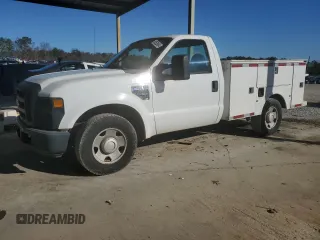 2008 Ford F-250 XL z VIN 1FTNF20Y88EA14961, wystawiony jako Copart lot #85539654 z przebiegiem 130 687 mil mil oraz Nie do naprawy • Non repairable. Historia ofert i sprzedaży dostępna na DreamBid. Obrazek 1.