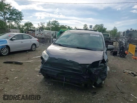 2020 Toyota Sienna LE Auto Access Seat with VIN 5TDKZ3DC3LS041096, listed as a Copart auction lot 55916635 with 82,780 mi miles and Salvage title. Bid and sale history available at DreamBid. Image 14.