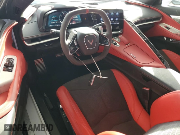 2023 Chevrolet Corvette 2LT z VIN 1G1YB2D42P5112214, wystawiony jako Copart lot #82869224 z przebiegiem 15 247 mil mil oraz Szkoda całkowita • Salvage title. Historia ofert i sprzedaży dostępna na DreamBid. Obrazek 8.