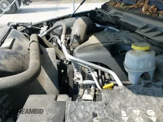 2018 Ram 1500 Tradesman с VIN 1C6RR7FTXJS178115, выставлен на аукционе IAAI как лот 43273121 с пробегом 60 888 миль миль и . История ставок и продаж доступна на DreamBid. Изображение 18.