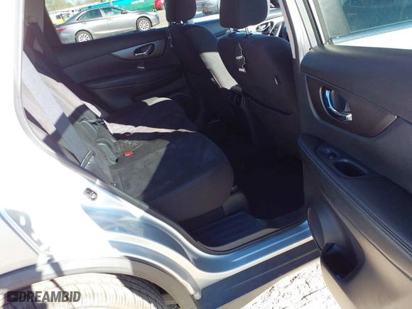 2015 Nissan Rogue SV with VIN KNMAT2MT3FP547713, listed as a IAAI auction lot 41802579 with 67,312 mi miles. Bid and sale history available at carsss.com. Image 8.