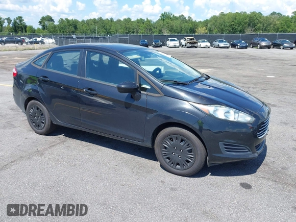 2014 Ford Fiesta S z VIN 3FADP4AJ2EM102020, wystawiony jako IAAI lot #42553222 z przebiegiem 145 052 mil mil oraz . Historia ofert i sprzedaży dostępna na DreamBid. Obrazek 1.