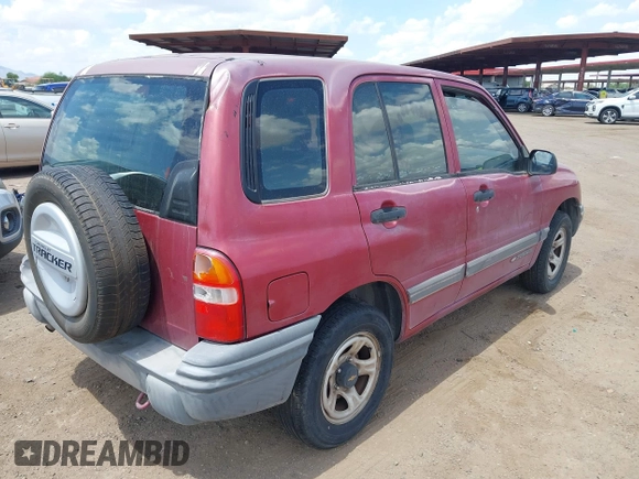2000 Chevrolet Tracker with VIN 2CNBE13C7Y6956063, listed as a IAAI auction lot 42805919 with 176,684 mi miles and . Bid and sale history available at DreamBid. Image 4.