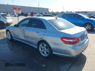 2013 Mercedes-Benz E 350 Luxury with VIN WDDHF5KB6DA733740, listed as a IAAI auction lot 41988035 with 57,350 mi miles and . Bid and sale history available at DreamBid. Image 3.