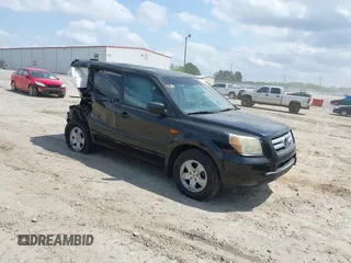 2006 Honda Pilot LX z VIN 5FNYF28106B030085, wystawiony jako IAAI lot #41953259 z przebiegiem Nie podano mil oraz . Historia ofert i sprzedaży dostępna na DreamBid. Obrazek 1.
