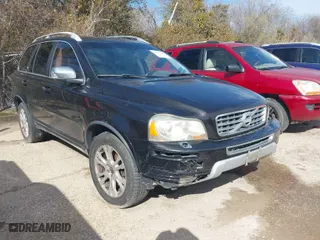 2013 Volvo XC90 Premier Plus with VIN YV4952CY3D1645163, listed as a IAAI auction lot 41460300 with 138,933 mi miles. Bid and sale history available at carsss.com. Image 1.