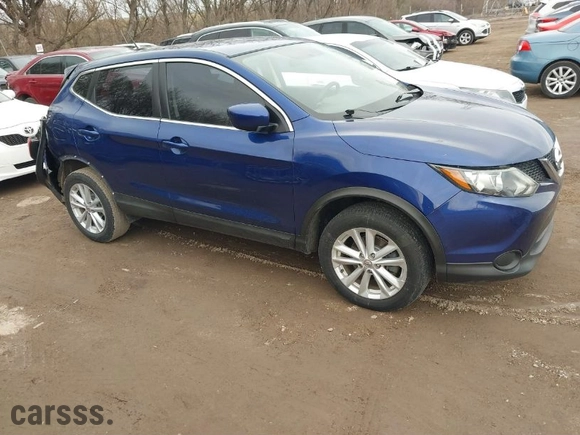 2017 Nissan Rogue Sport S with VIN JN1BJ1CP4HW010823, listed as a IAAI auction lot 41716263 with 166,554 mi miles. Bid and sale history available at carsss.com. Image 1.