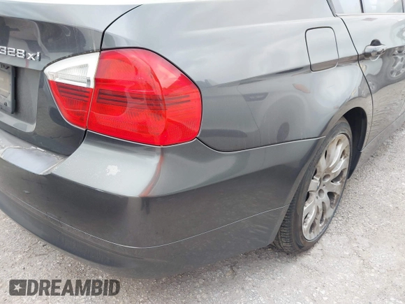 2008 BMW 3 Series 328xi with VIN WBAVC93528K056754, listed as a IAAI auction lot 41505019 with 80,516 mi miles. Bid and sale history available at carsss.com. Image 14.