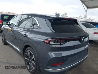 2023 VinFast VF 8 Plus z VIN RLLV1AFA9PH001464, wystawiony jako IAAI lot #41798776 z przebiegiem 2355 mil mil oraz . Historia ofert i sprzedaży dostępna na DreamBid. Obrazek 3.